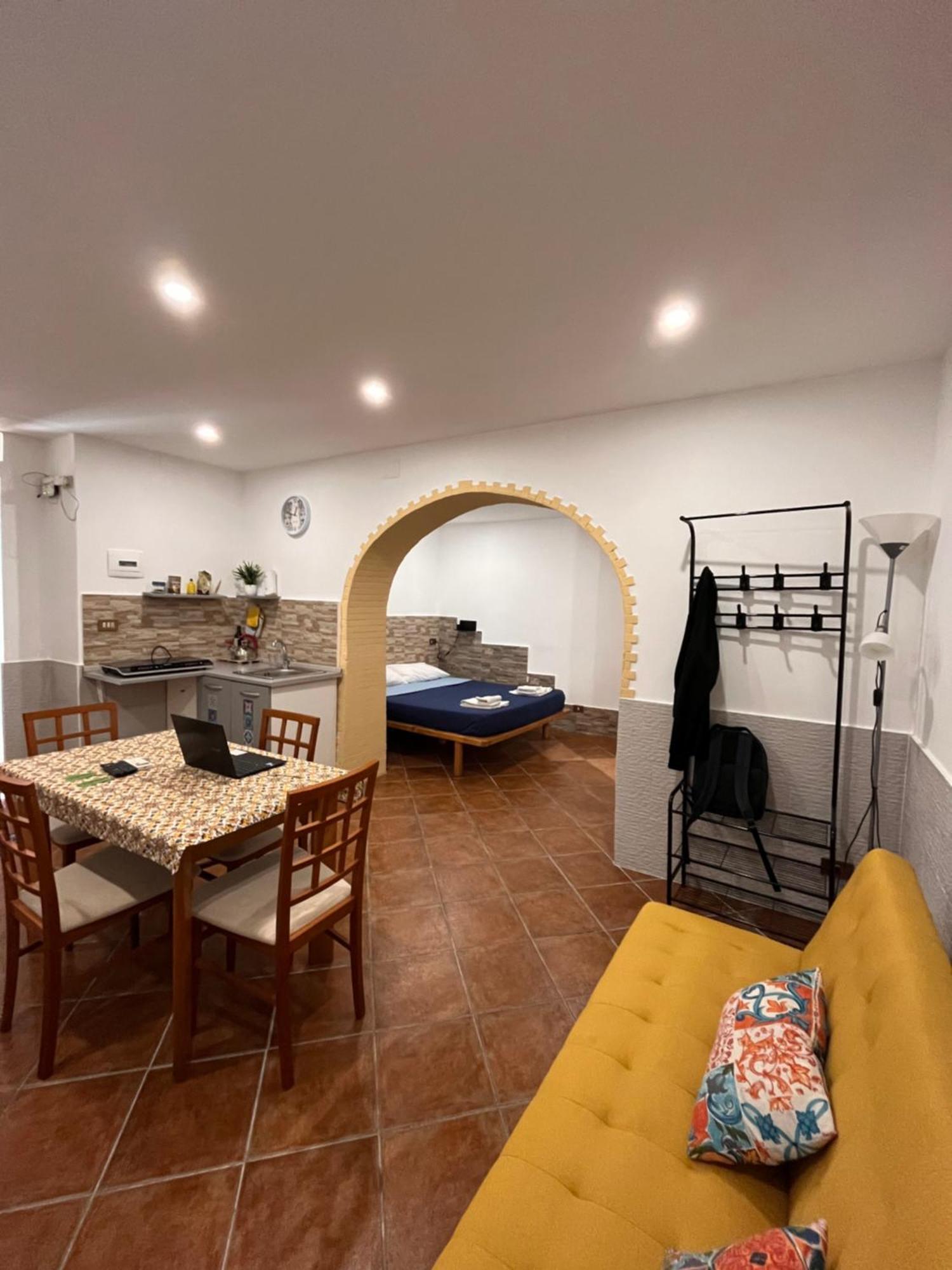 Appartamento La casa di Mohana in Centro Storico Palermo Esterno foto